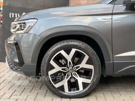 TAOS 1.4 250 TSI Highline