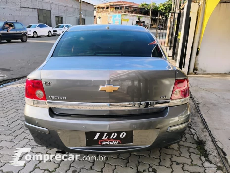 VECTRA 2.0 MPFI Expression 8V
