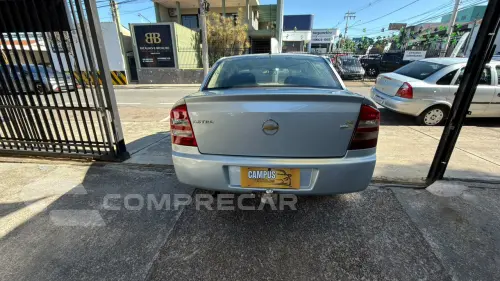 ASTRA 2.0 MPFI Advantage Sedan 8V