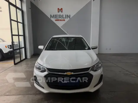 CHEVROLET ONIX 1.0 LT 4 portas