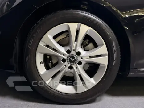 C 180 1.6 CGI AVANTGARDE 16V TURBO GASOLINA 4P AUTOMÁTICO