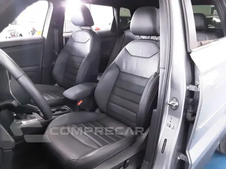 TAOS 1.4  250 TSI TOTAL FLEX HIGHLINE AUTOMÁTICO