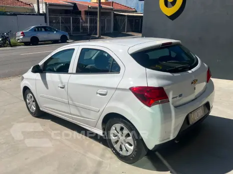 ONIX HATCH LT 1.0 8V FlexPower 5p Mec.