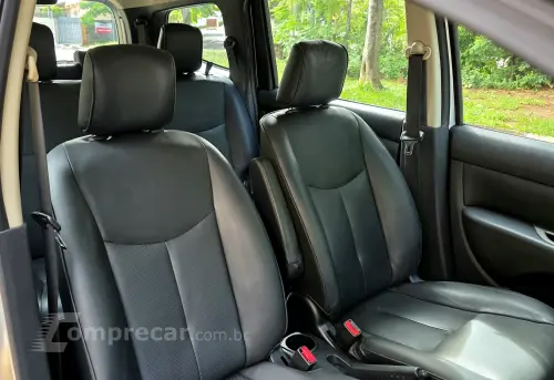 GRAND LIVINA 1.8 SL 16V