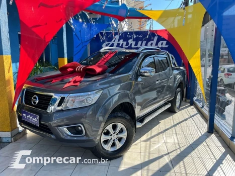 NISSAN FRONTIER 4 portas