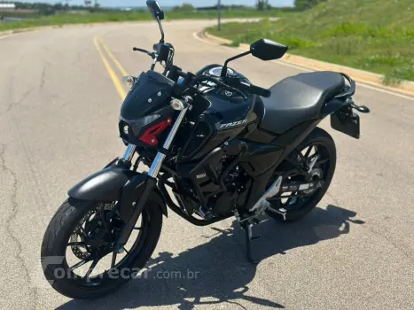 Yamaha FZ15 FAZER ABS