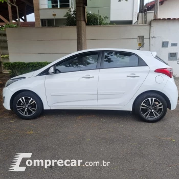 Hyundai HB20 1.6 Comfort Plus 16V 4 portas