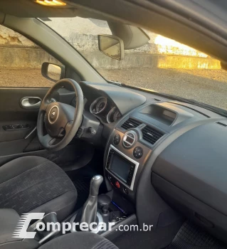 MÉGANE 1.6 Dynamique Grand Tour 16V