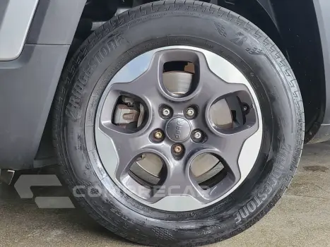 RENEGADE 1.8 16V FLEX 4P AUTOMÁTICO