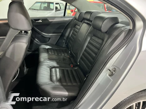 JETTA 2.0 TSI Highline 211cv