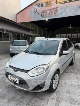 FORD FIESTA SEDAN 1.6 4 portas