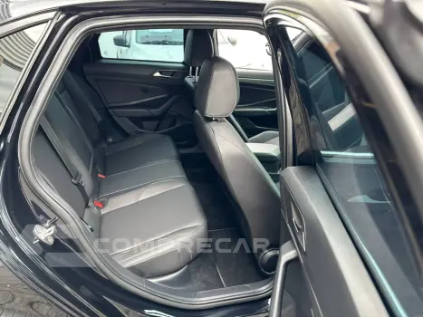 JETTA R-Line 250 TSI 1.4 Flex 16V Aut.