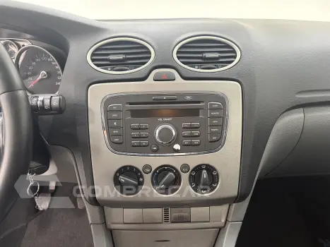 FOCUS 1.6 SE Sedan 16V