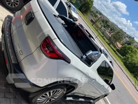 TORO 2.0 16V Turbo Ranch 4WD AT9