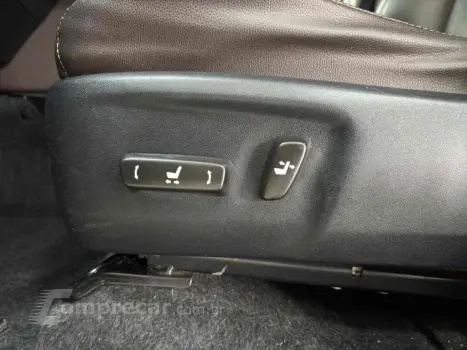 HILUX SW4 2.8 SRX 4X4 16V TURBO INTERCOOLER DIESEL 4P AUTOMÁ