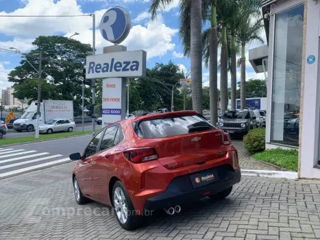 ONIX HATCH PREM. 1.0 12V TB Flex 5p Aut.