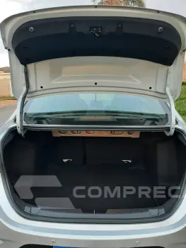 ONIX 1.0 Turbo Plus LT