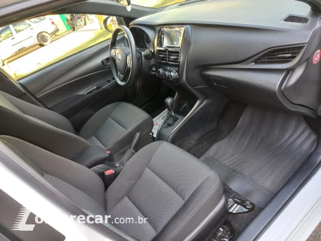 YARIS 1.5 16V XL