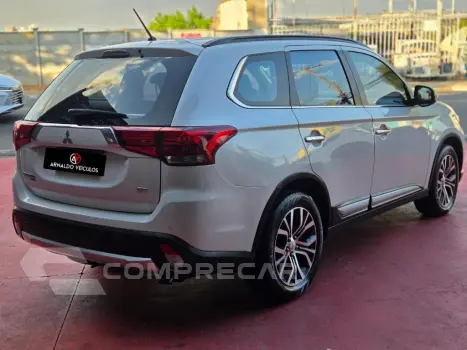 OUTLANDER 3.0/ GT 3.0 V6 Aut.