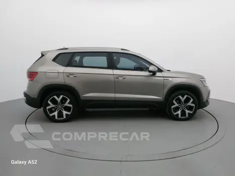 TAOS 1.4 250 TSI TOTAL FLEX HIGHLINE AUTOMÁTICO