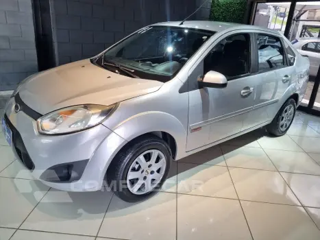 FIESTA 1.6 MPI Class Sedan 8V