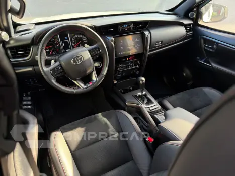 Hilux Sw4 2.8 D-4D Turbo Diesel Gr-S 7L 4X4 Automático