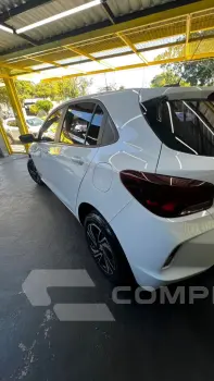Onix Hatch 1.0 12V 4P FLEX LT