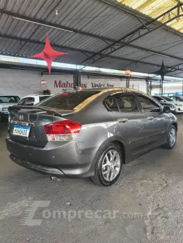 CITY Sedan EX 1.5 Flex 16V 4p Aut.