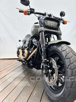 HARLEY-DAVIDSON SOFTAIL FAT BOB 114