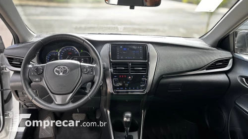 YARIS 1.5 16V Sedan XS