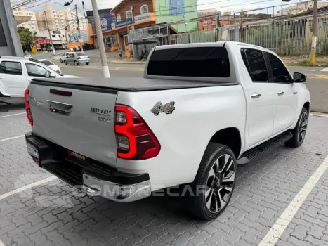 Hilux CD SRX Plus 4x4 2.8 TDI Die. Aut.