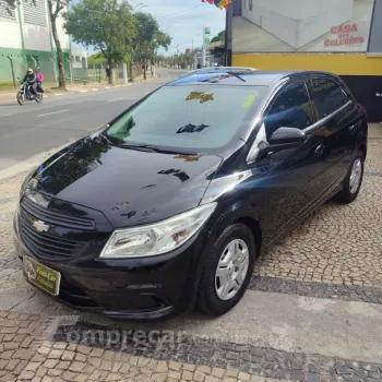CHEVROLET ONIX HATCH Joy 1.0 8V Flex 5p Mec. 5 portas
