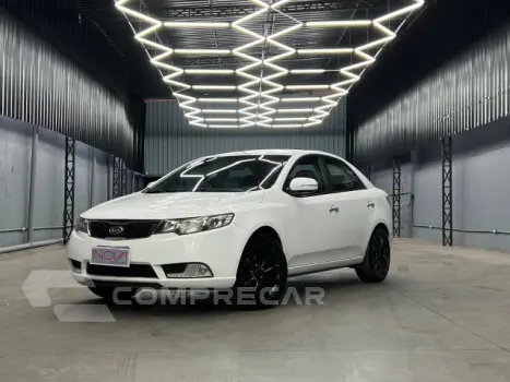 CERATO - 1.6 EX SEDAN 16V 4P AUTOMÁTICO