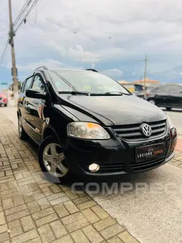 Volkswagen SPACEFOX 1.6 MI Comfortline 8V 4 portas