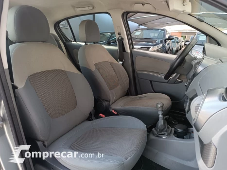 PALIO 1.6 MPI Essence 16V