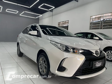 YARIS 1.5 16V Sedan XS Connect