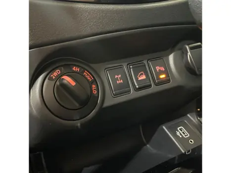 FRONTIER 2.3 16V TURBO DIESEL PRO4X CD 4X4 AUTOMÁTICO