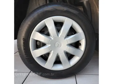 LOGAN 1.0 12V SCE FLEX ZEN MANUAL