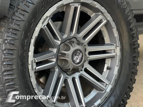 WRANGLER 2.0 TURBO GASOLINA UNLIMITED OVERLAND 4P 4X4 AT8