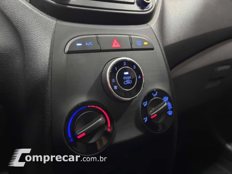 HB20S 1.6 COMFORT PLUS 16V FLEX 4P AUTOMÁTICO