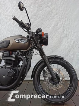 BONNEVILLE T100 BLACK 900