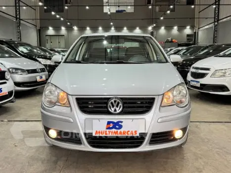 POLO SEDAN - 1.6 MI 8V 4P MANUAL