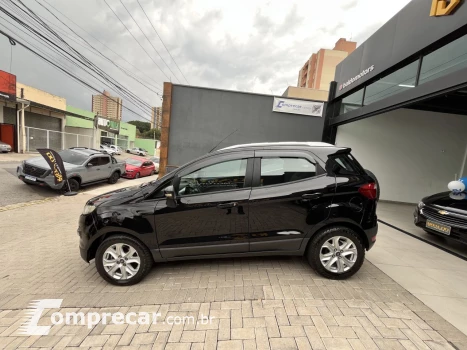 EcoSport TITANIUM 2.0 16V Flex 5p Aut.