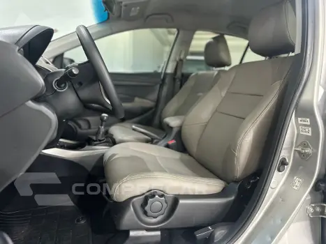 CITY 1.5 LX Sedan 16V