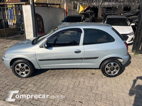 CELTA 1.0 MPFI Life 8V