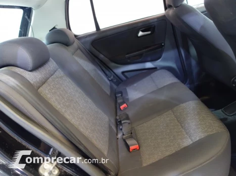 FOX - 1.6 MI 8V 4P MANUAL