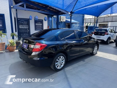 CIVIC - 1.8 LXS 16V 4P AUTOMÁTICO