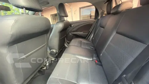 Etios Hatch 1.5 16V 4P FLEX PLATINUM AUTOMÁTICO