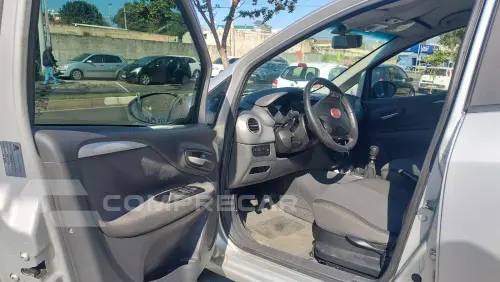 PUNTO 1.6 Essence 16V