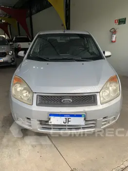 FORD FIESTA 1.6 MPI Class Sedan 8V 4 portas